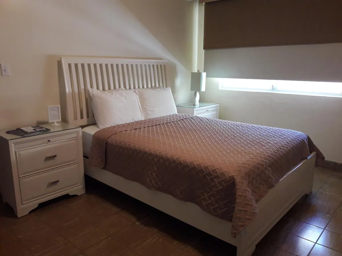 Ocean Pearl Inn 루키요